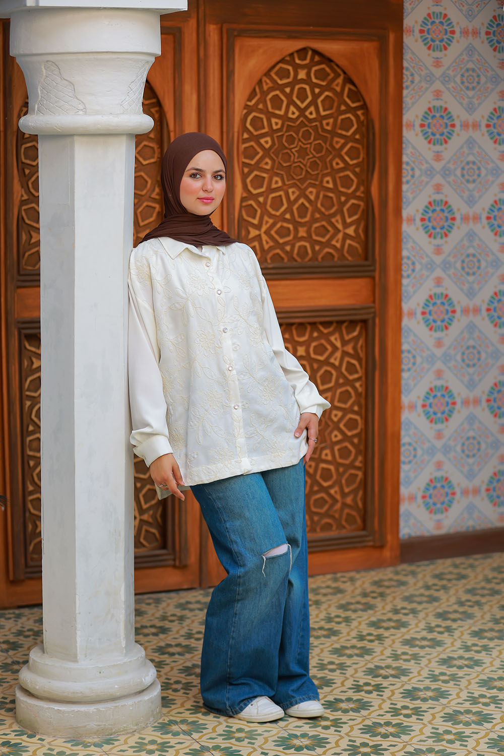 Embroidered Blouse – Subtle Floral