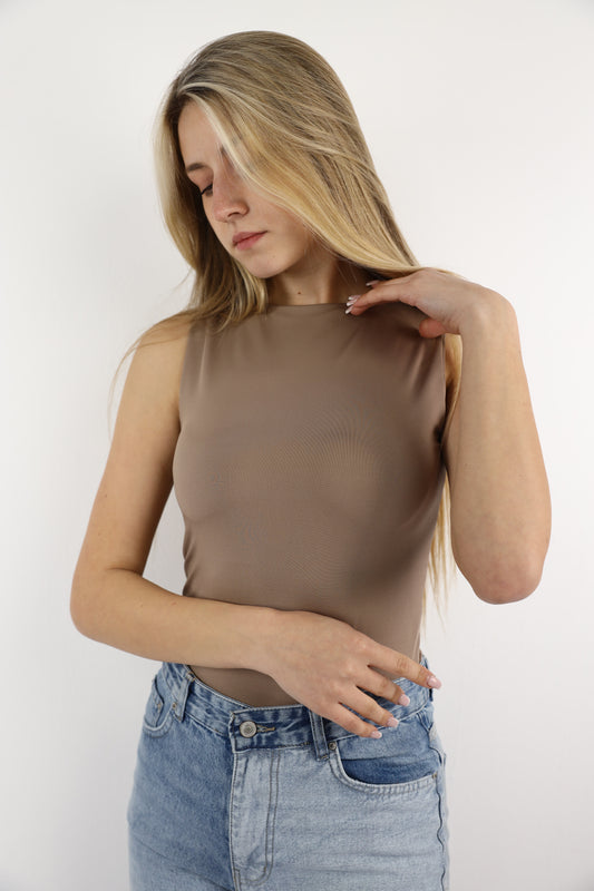 Cafe Crewneck Tank Top