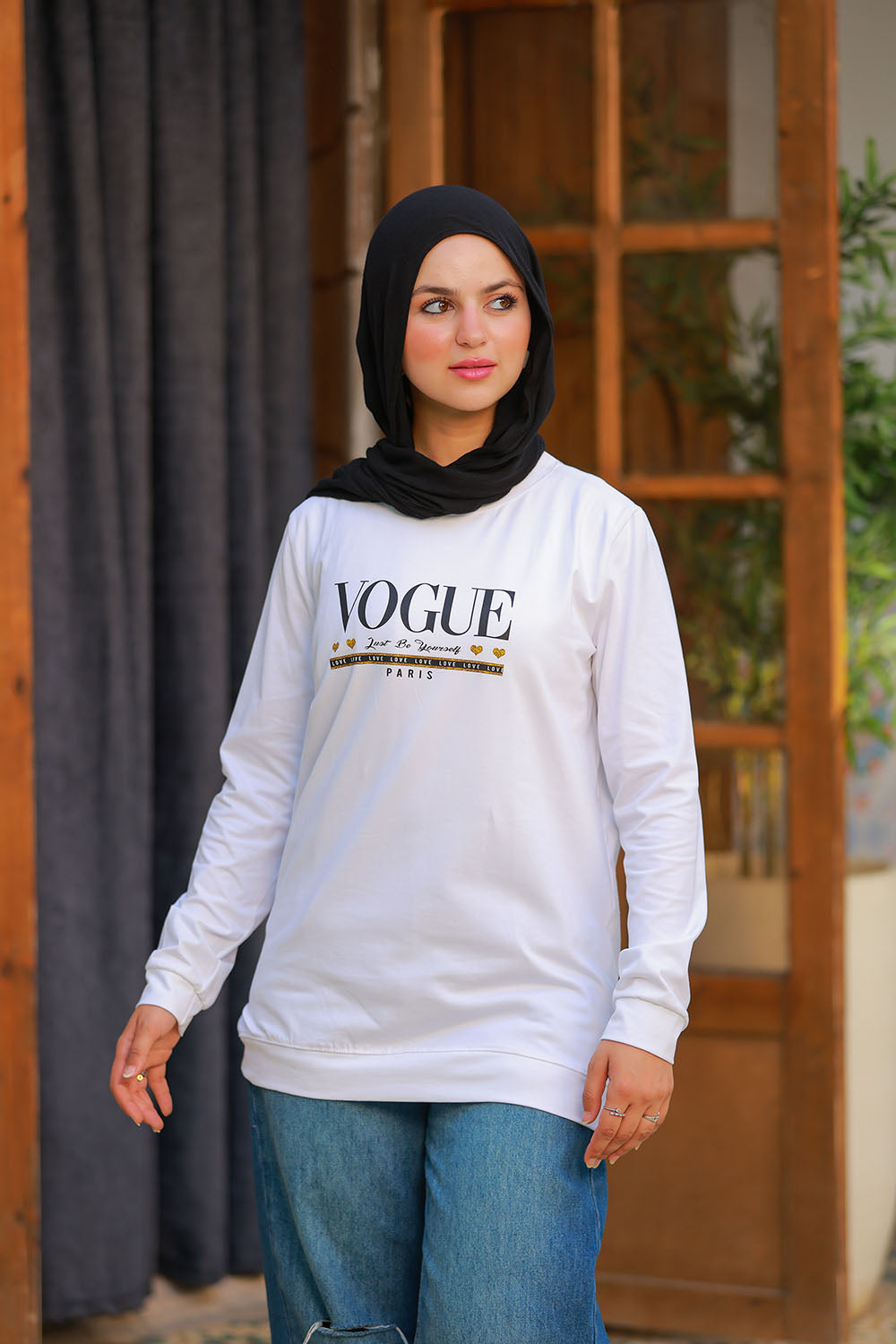 Long Sleeve T-Shirt – Vogue Print