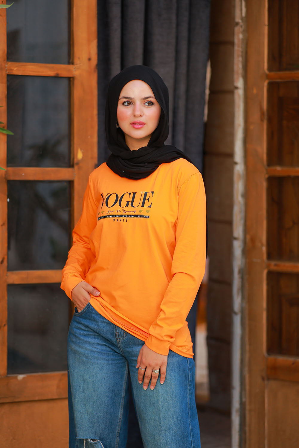 Long Sleeve T-Shirt – Vogue Print