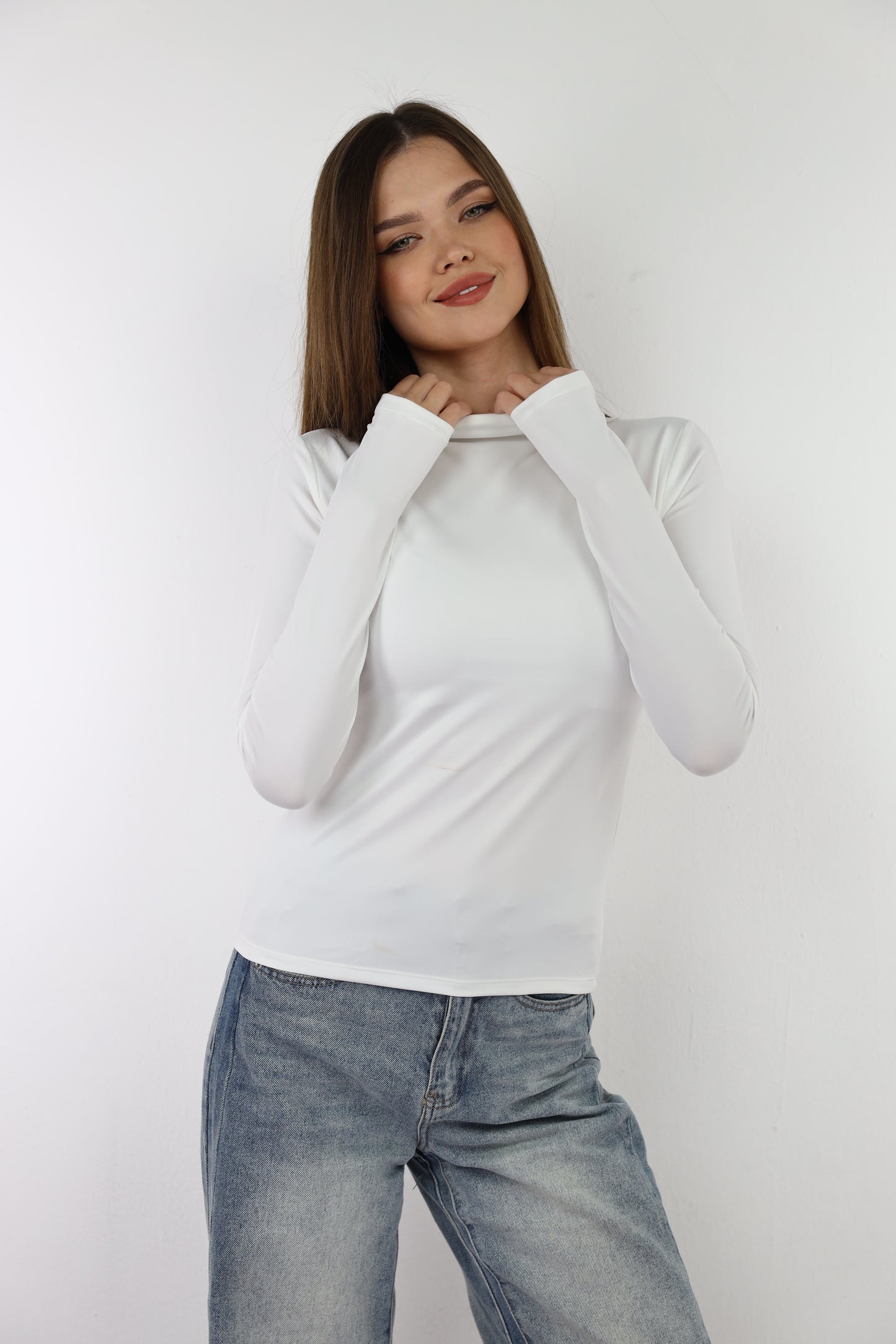 Off-White Turtle Neck Long Sleeve Top With Finger-Holes